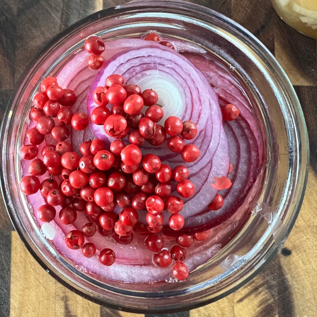 Easy Fridge Pickled Red&nbsp;Onions